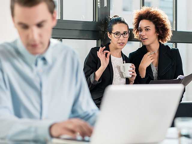 WEBINAR LIVE
Definitions and history of gossip: from Rossini’s “venticello” to character assassination: lessons for business leaders