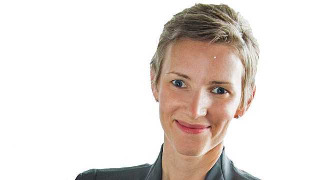 Empowerment leadership: building mutual trust to improve performance