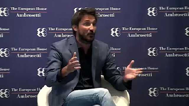 The Duality of Leadership: from Player to Coach